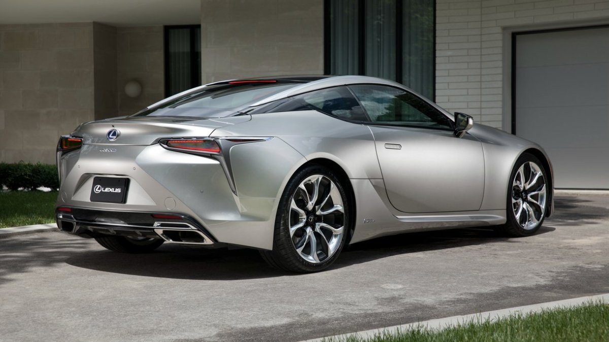 Lexus lc500h 2021
