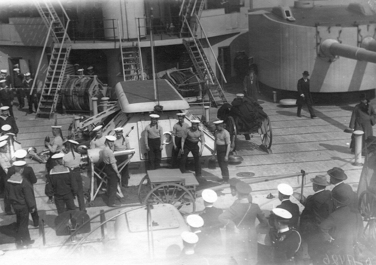 Палуба линкора