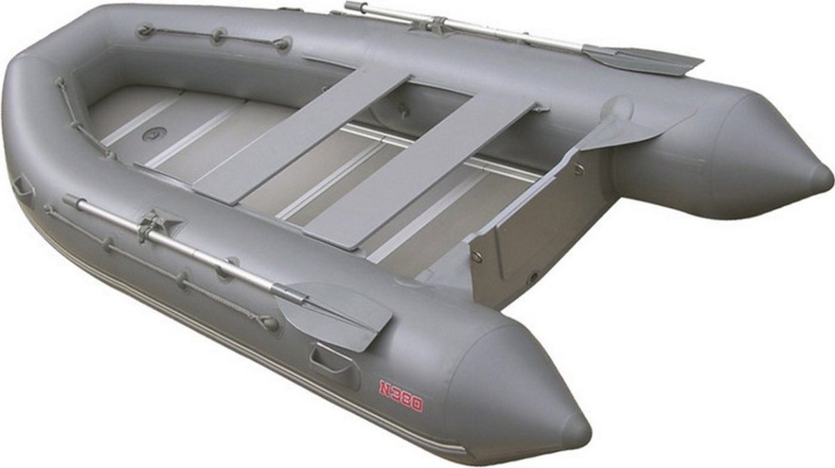 Мнёв и к лодки Кайман 380