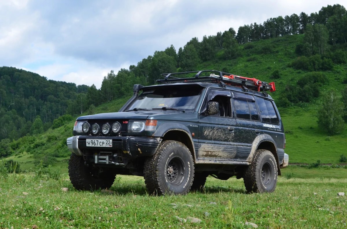 Mitsubishi Pajero 1995 off Road