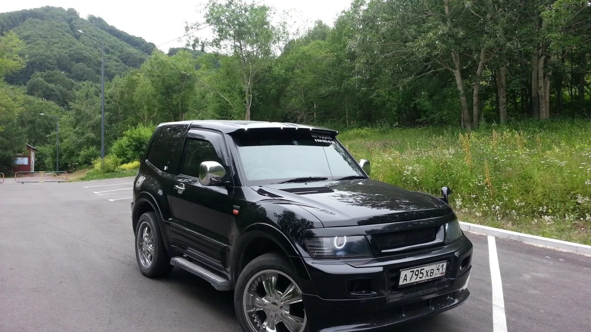 Митсубиси Паджеро 3