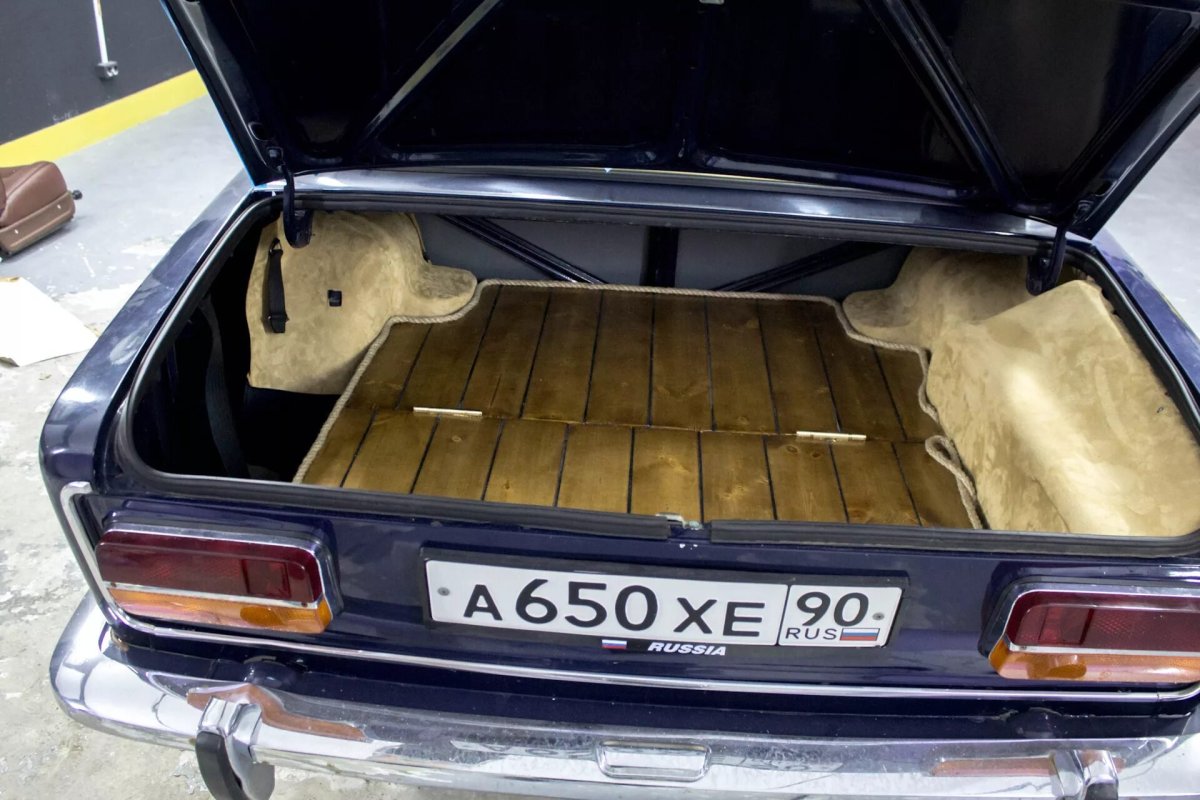 Багажник ВАЗ 2106