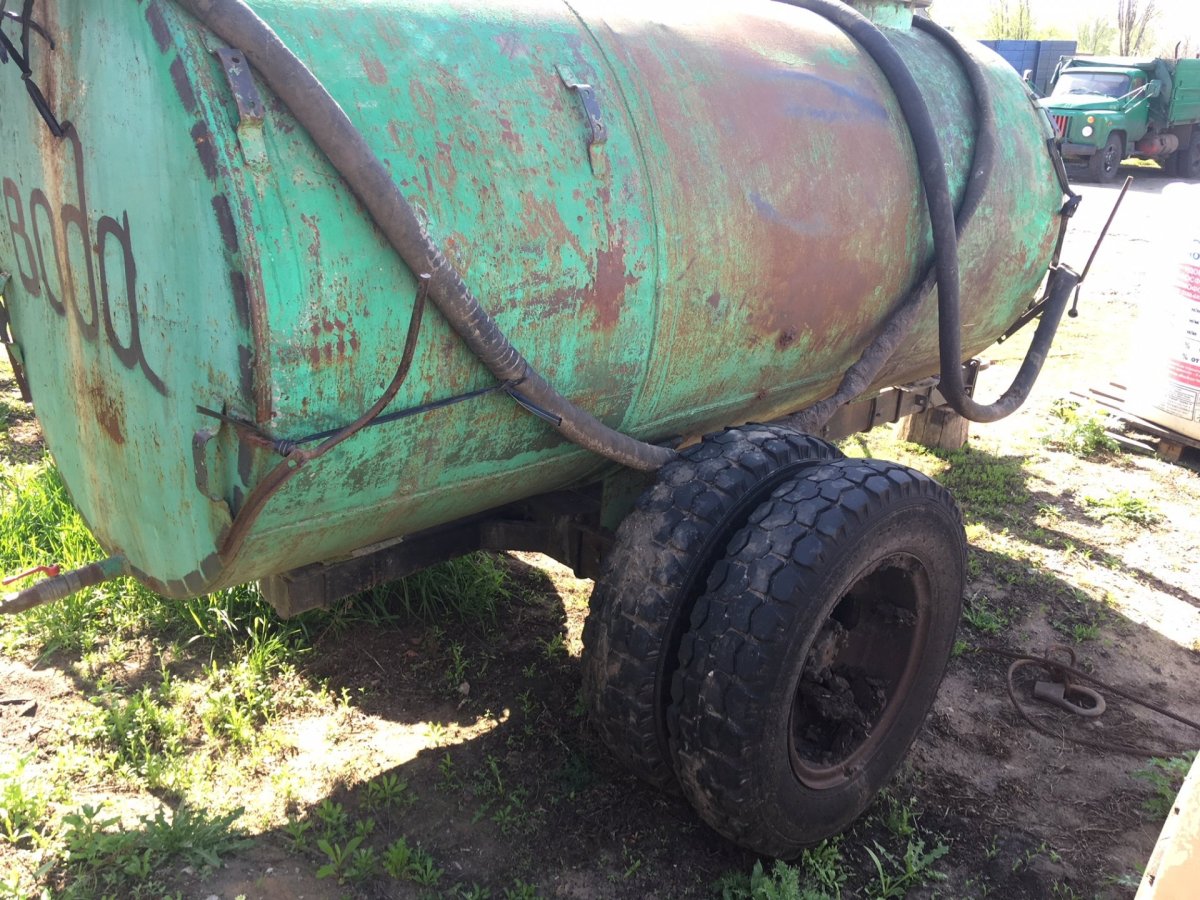 Бочка на колесах