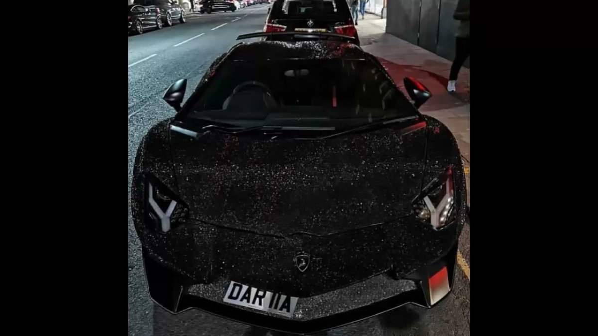 Ламборджини авентадор черный бриллиант