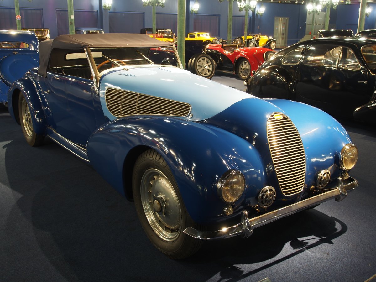 Бугатти кабриолет