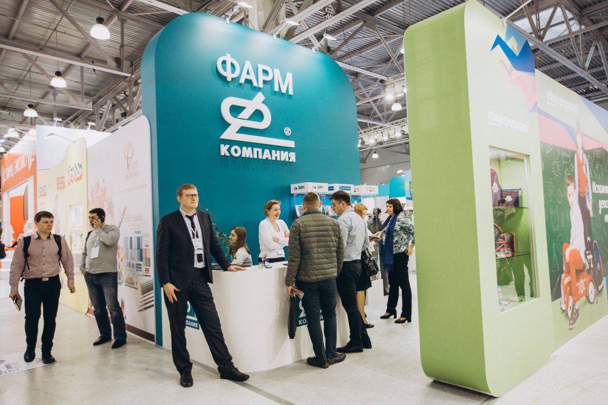 Выставка скрепка