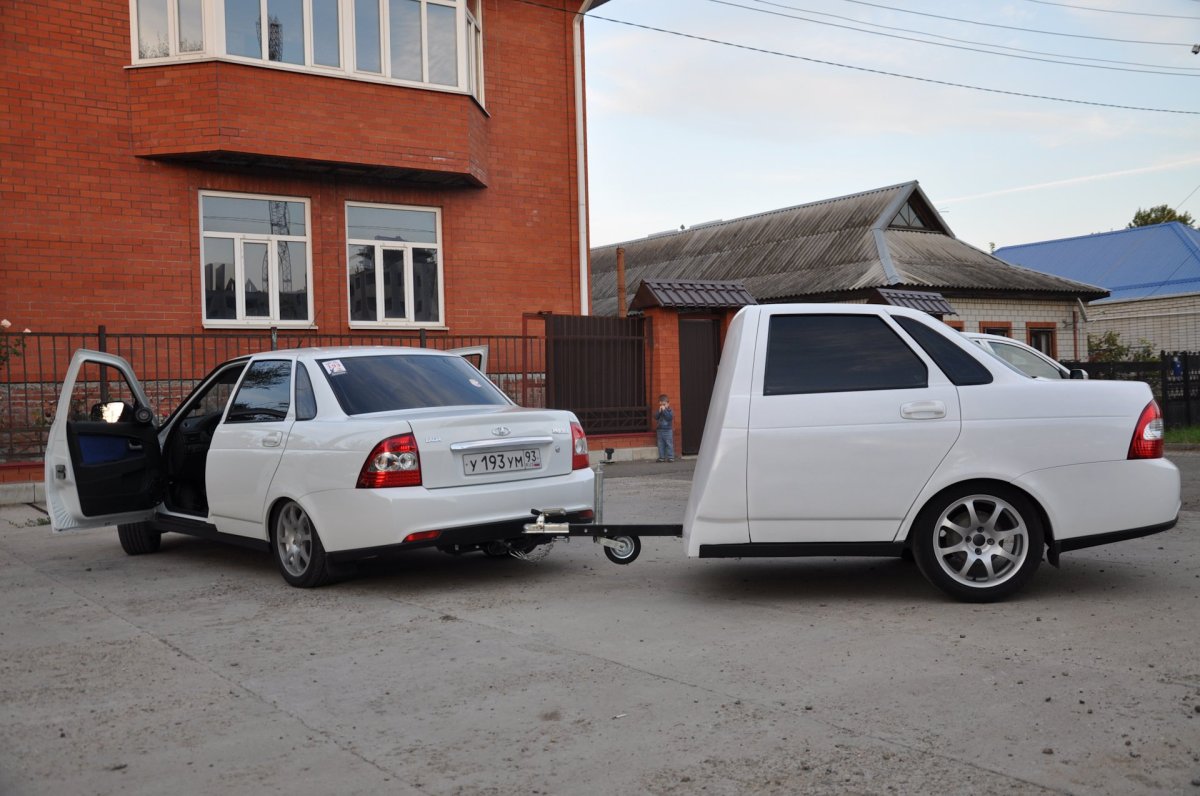 Приора с прицепом 2111