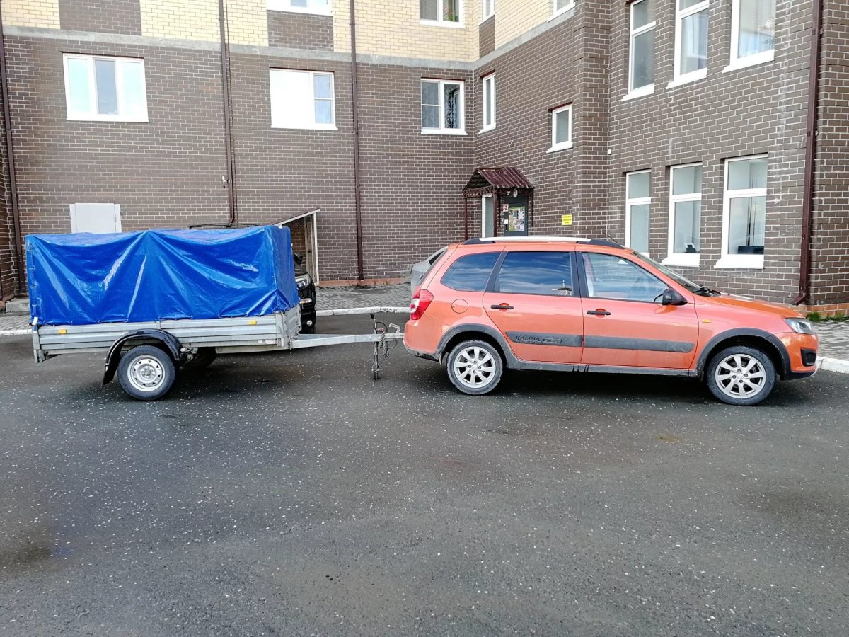 Лада Гранта седан фл с прицепом