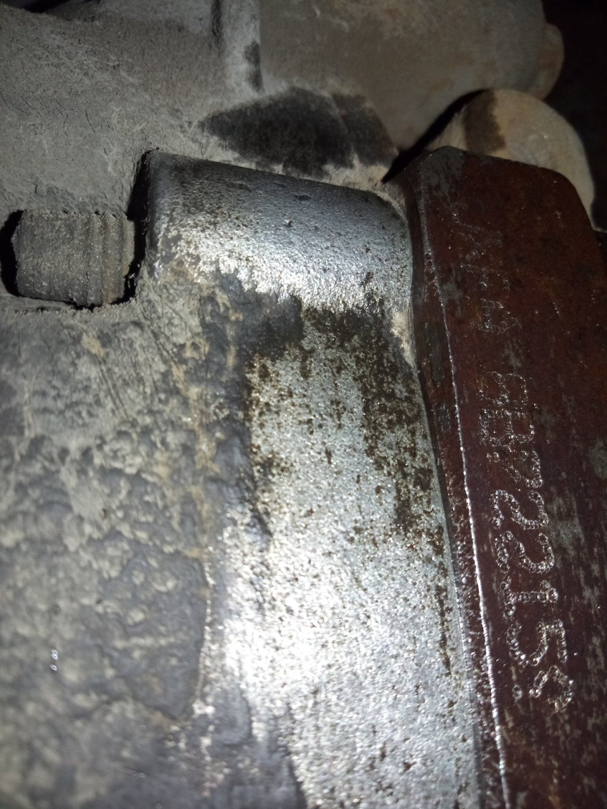 Номер двигателя Форд Транзит 2.2