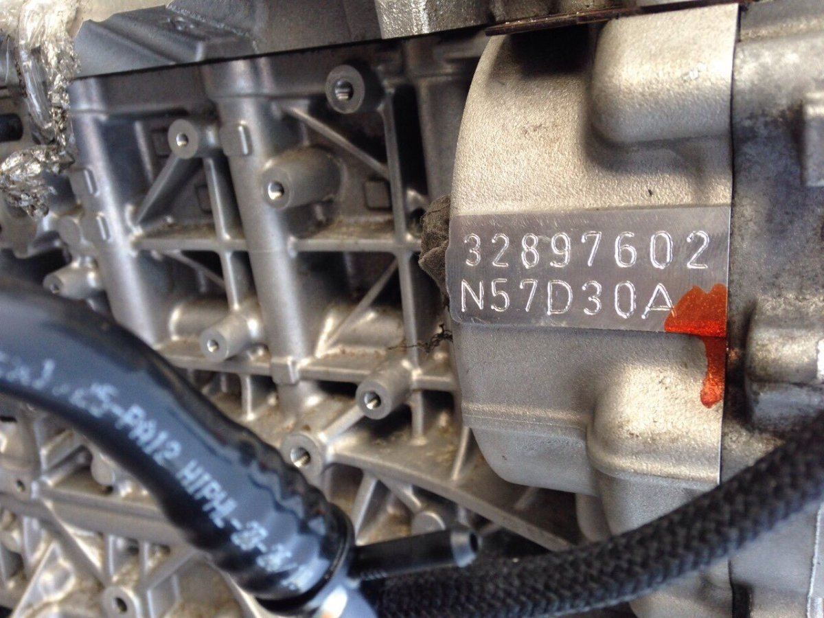 Номер двигателя БМВ 306d5