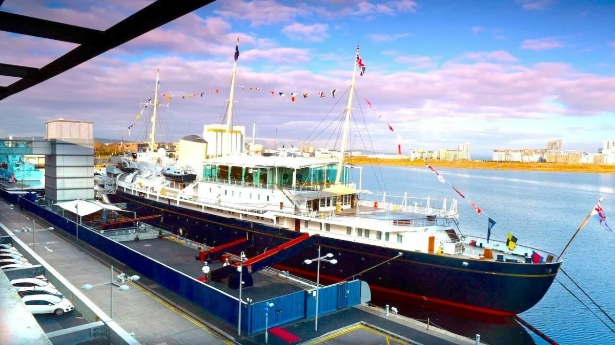 Яхта Британия