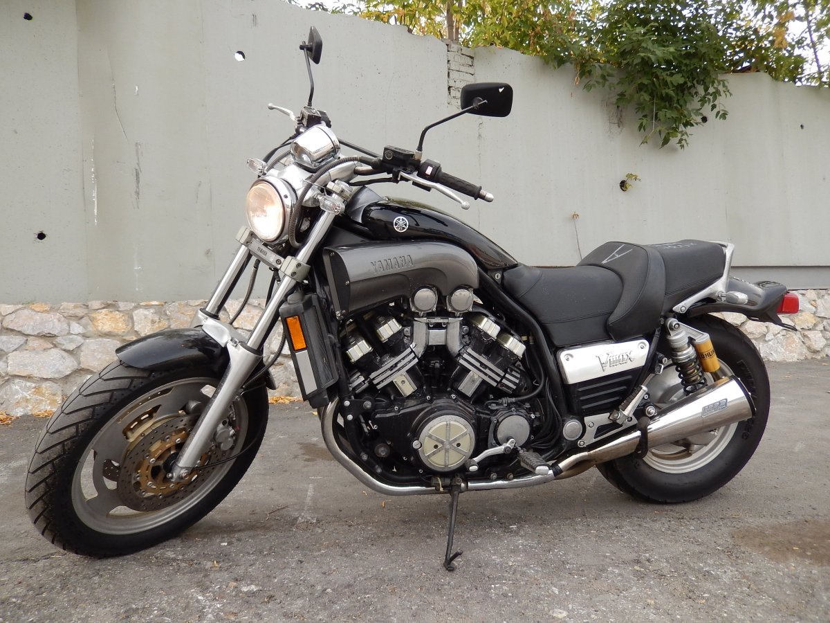 Yamaha v Max 1995
