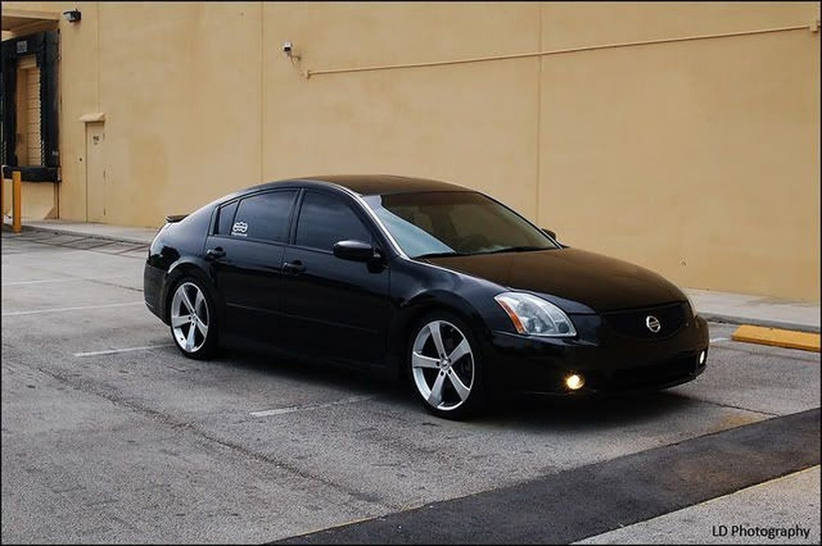 Nissan maxima 2005 Tuning