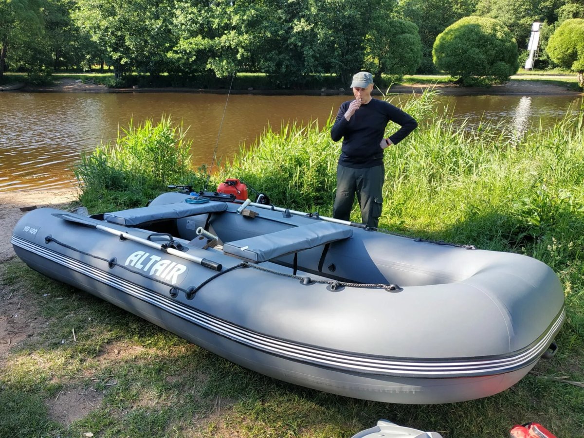 Лодка Альтаир 330