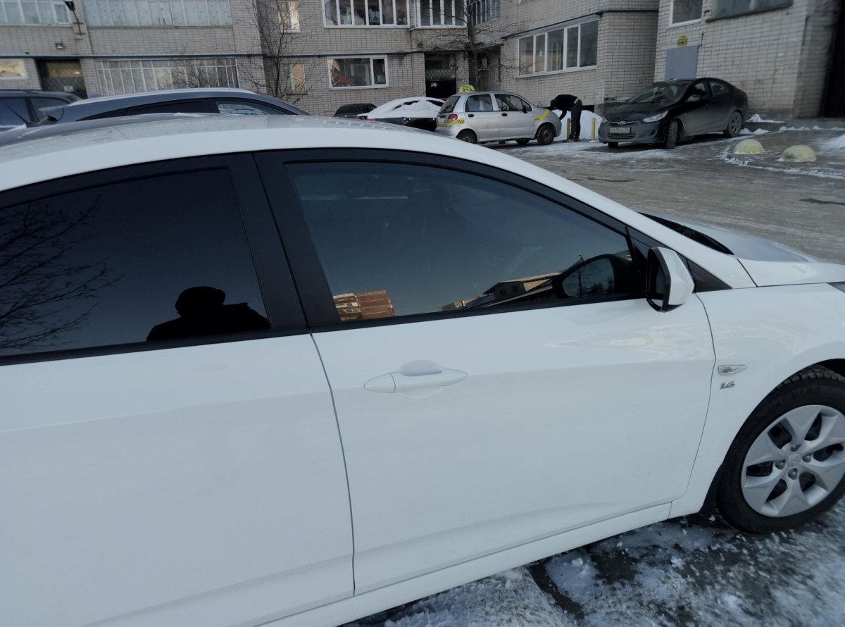 Тонировка боковых llumar 35%