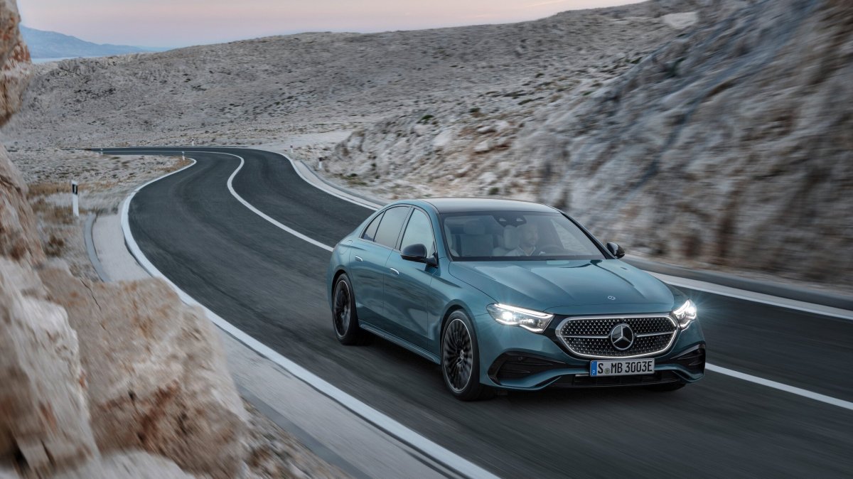 Mercedes Benz e class 2024