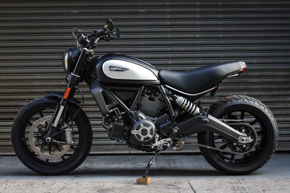 Ducati Scrambler Веном 1