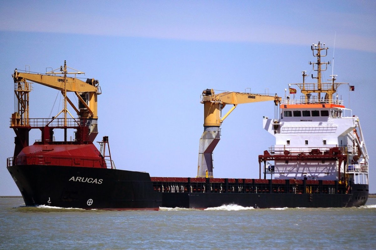 Пароход Neksu