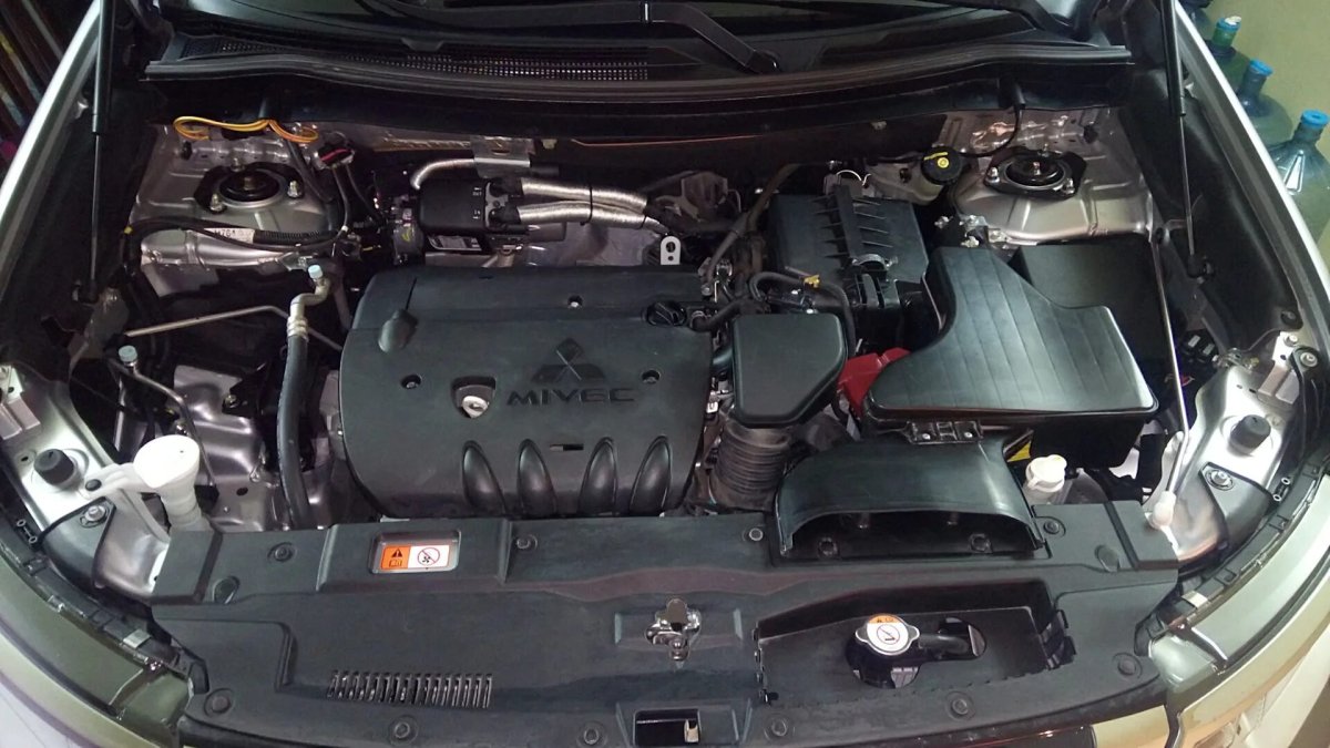 Аутлендер 3 под капотом