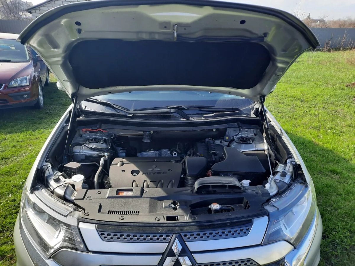 Капот Аутлендер