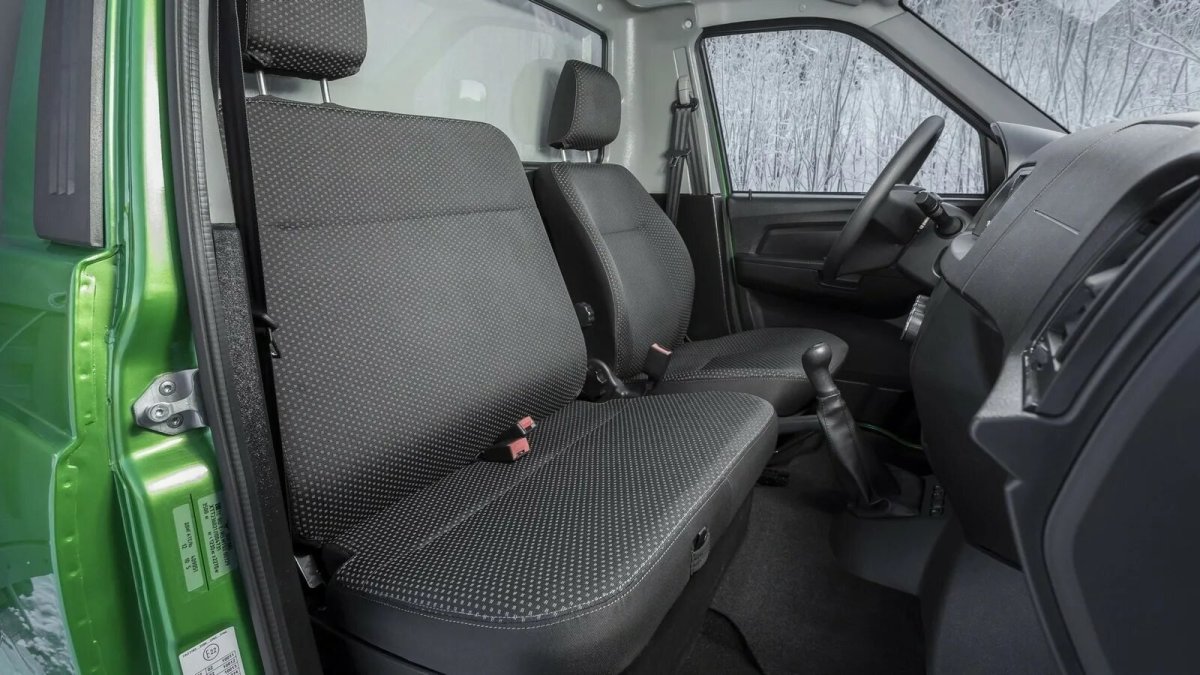 УАЗ профи 4х4 салон