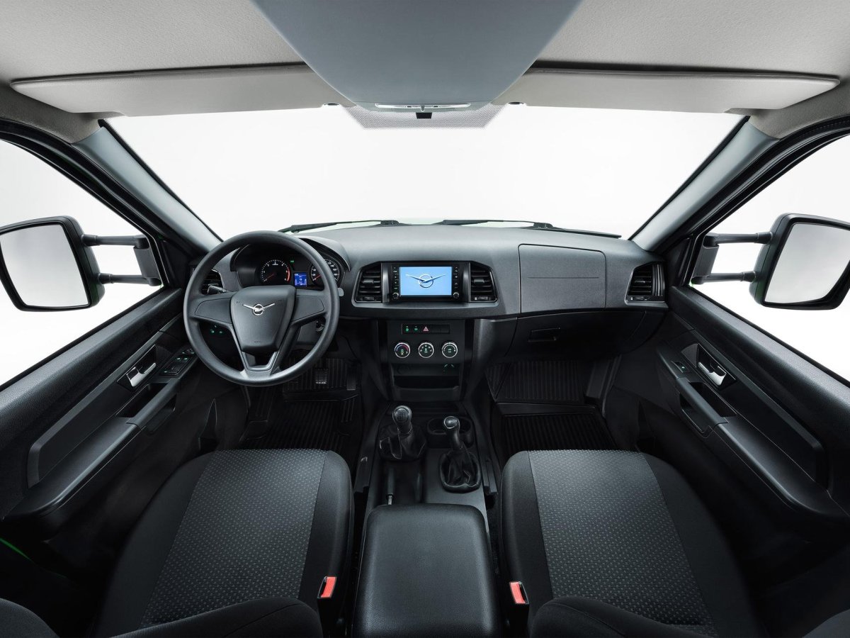 УАЗ Патриот 2023 салон