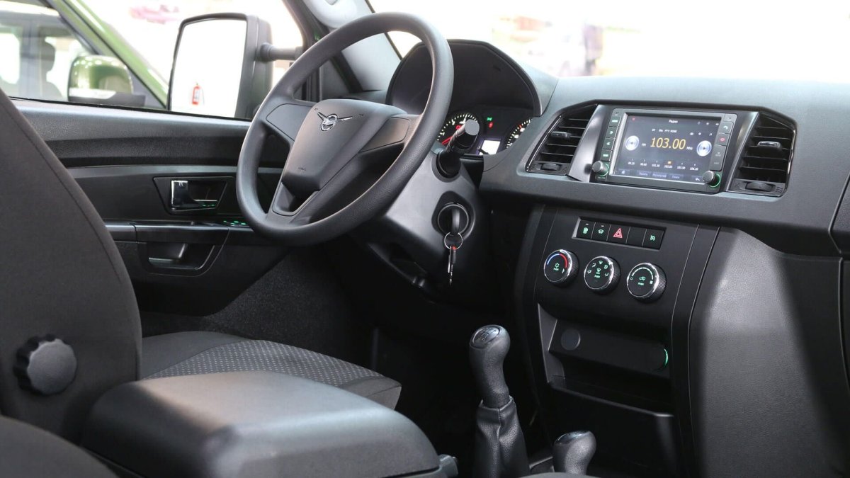 УАЗ Патриот фургон салон