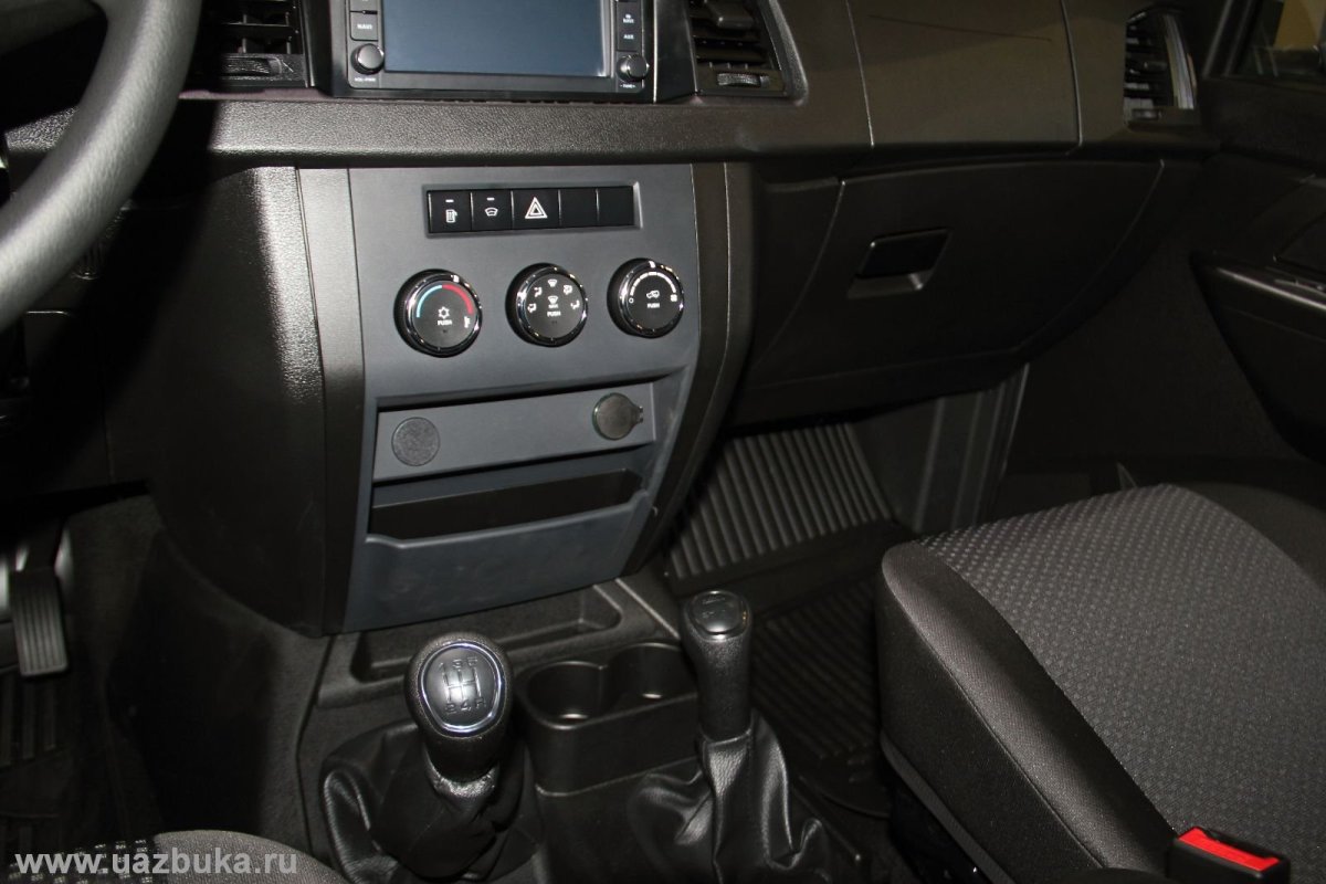 УАЗ профи кабина