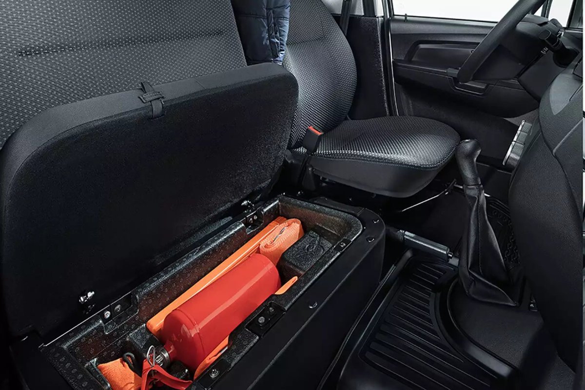 УАЗ профи 2018 г. двойная кабина сиденья