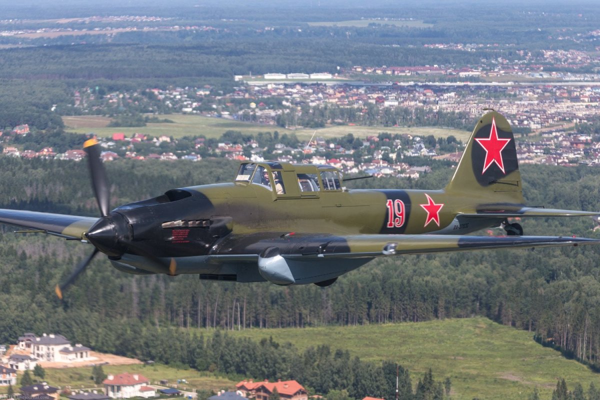 Истребитель ил-2