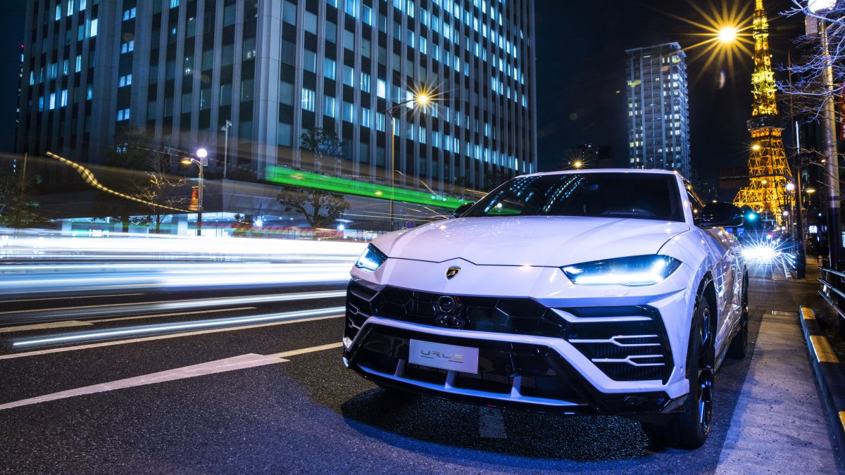 Lamborghini Urus White