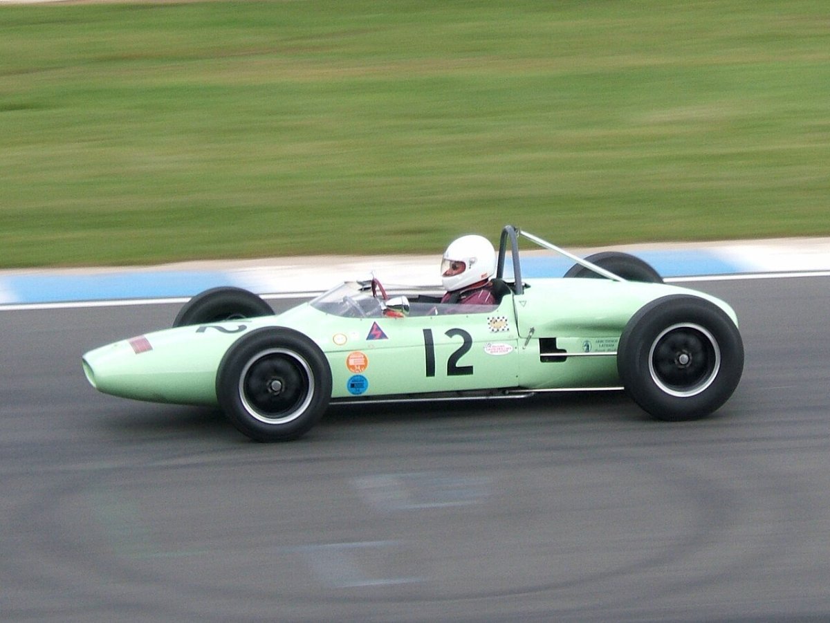 Лотус 1952