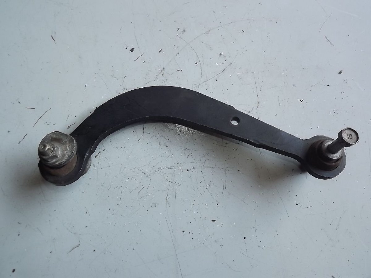 Рычаг задний верхний Понтиак Вайб