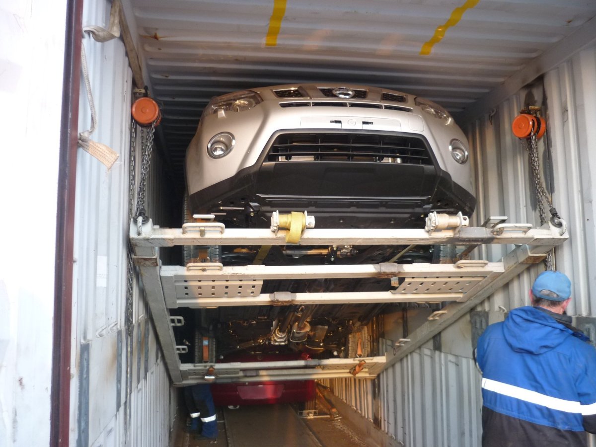 Перевозка авто из Владивостока