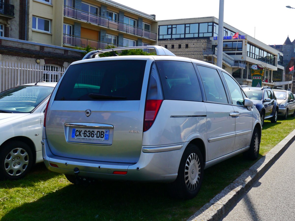 Лянча Федра фото