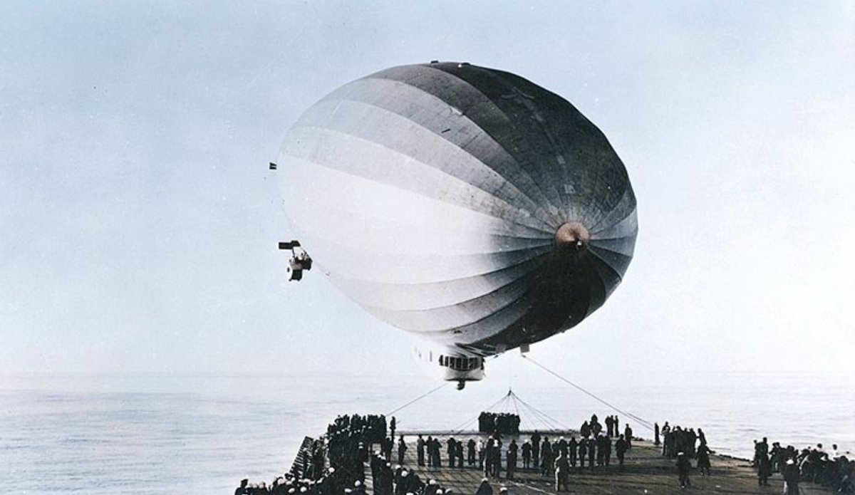 Дирижабль 1852 года