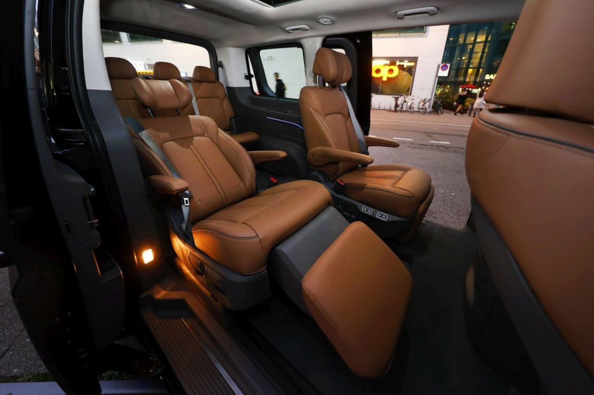 Хёндай 7 местный минивэн