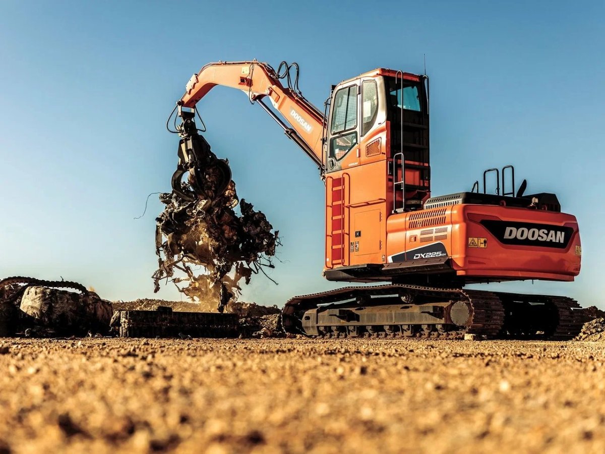 Doosan dx225