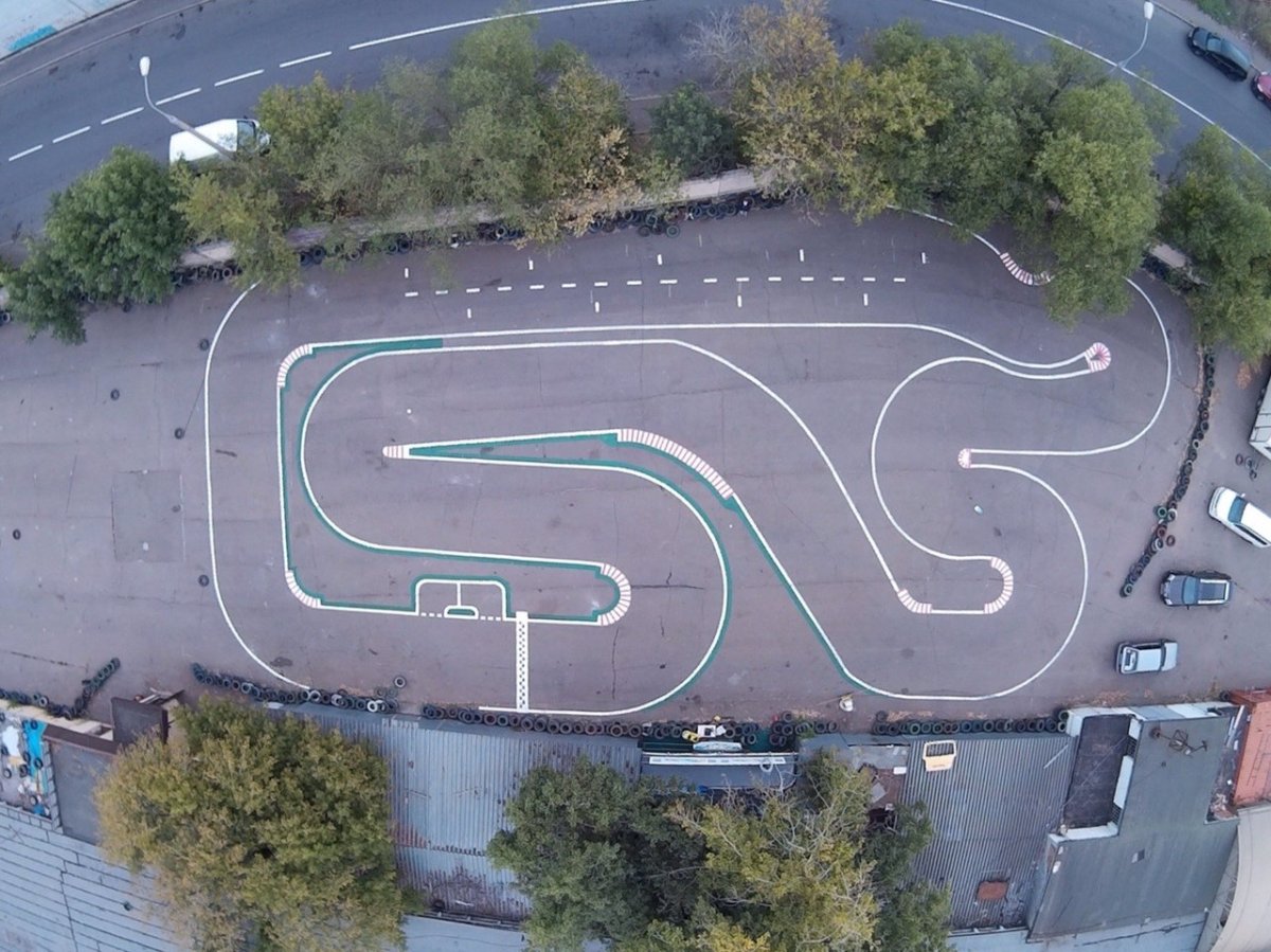 Трасса для радиоуправляемых моделей