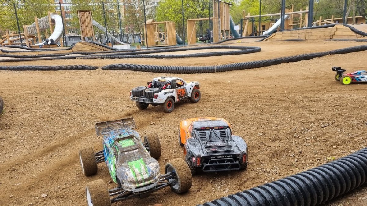 Трофи трасса для радиоуправляемых машин