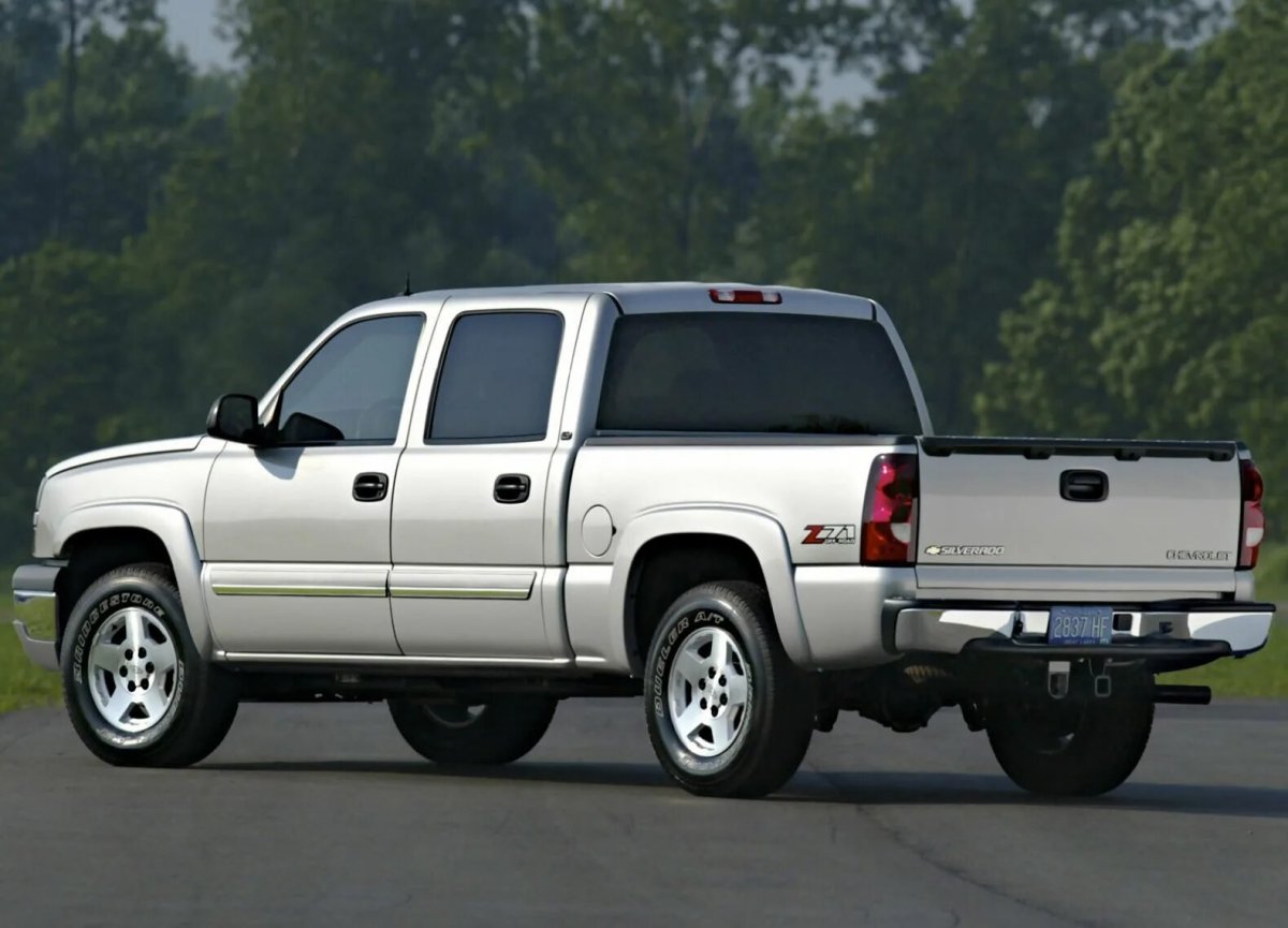 Шевроле Сильверадо 2003