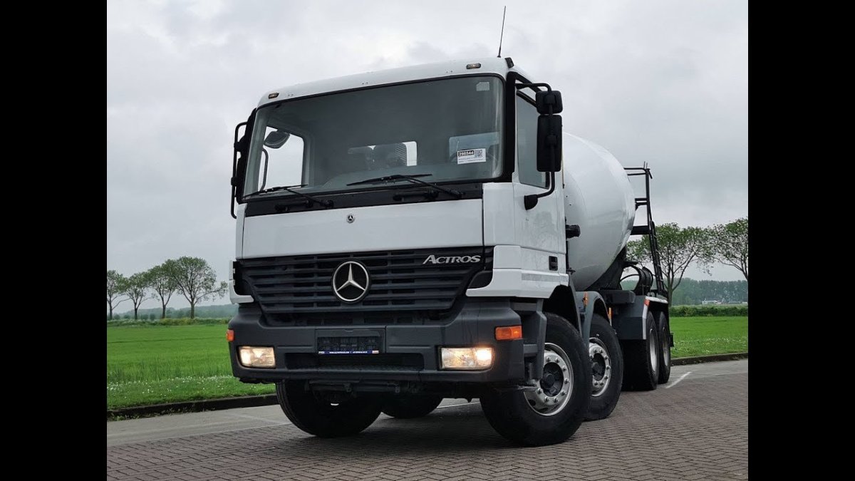 Mercedes-Benz Actros 2002