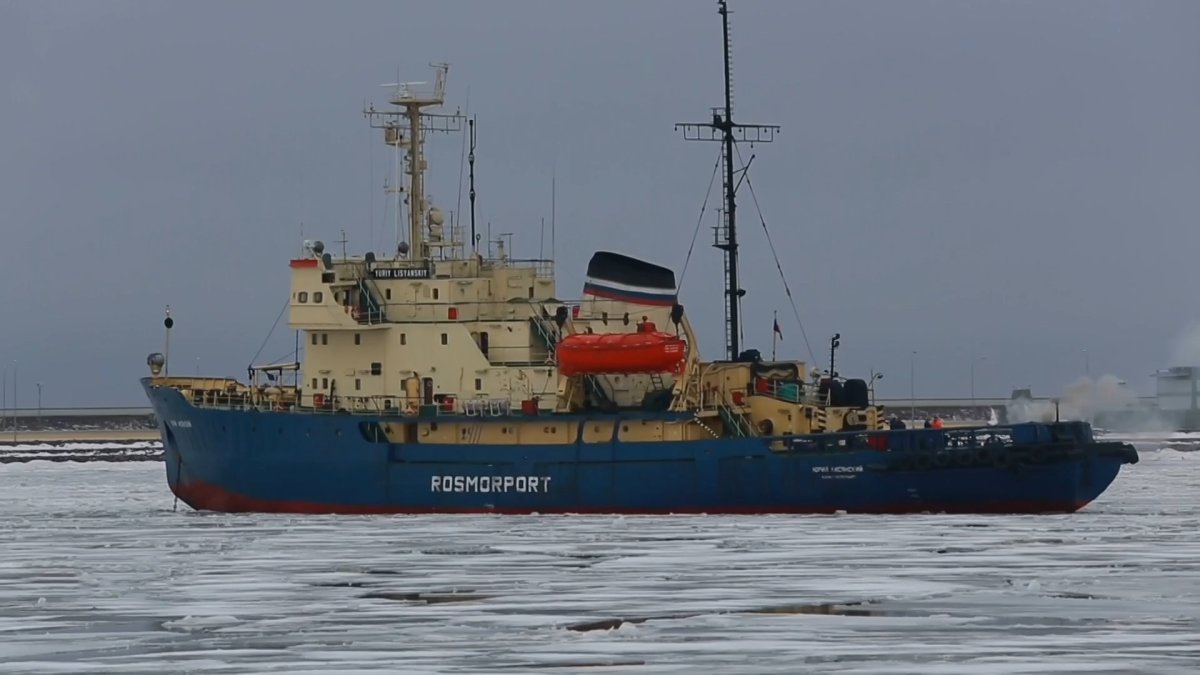 Ледокол Иван Крузенштерн