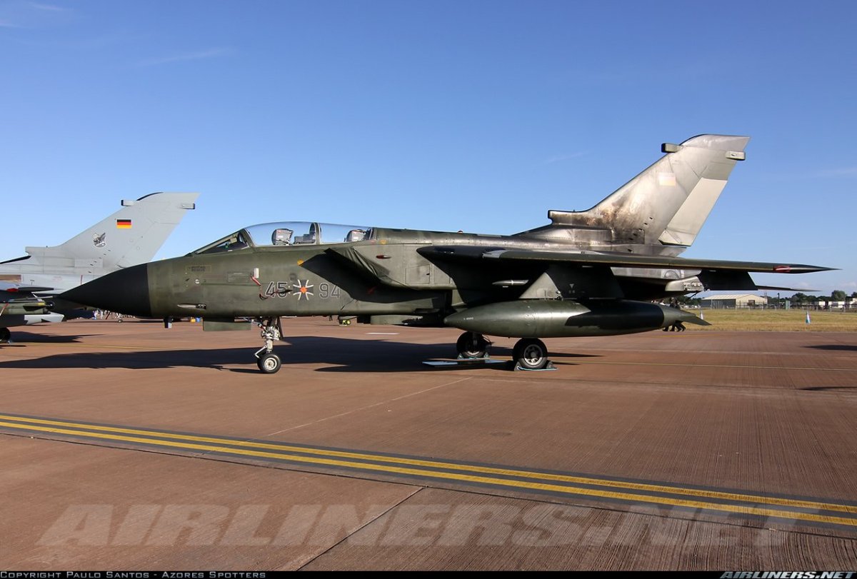 Торнадо истребитель бомбардировщик