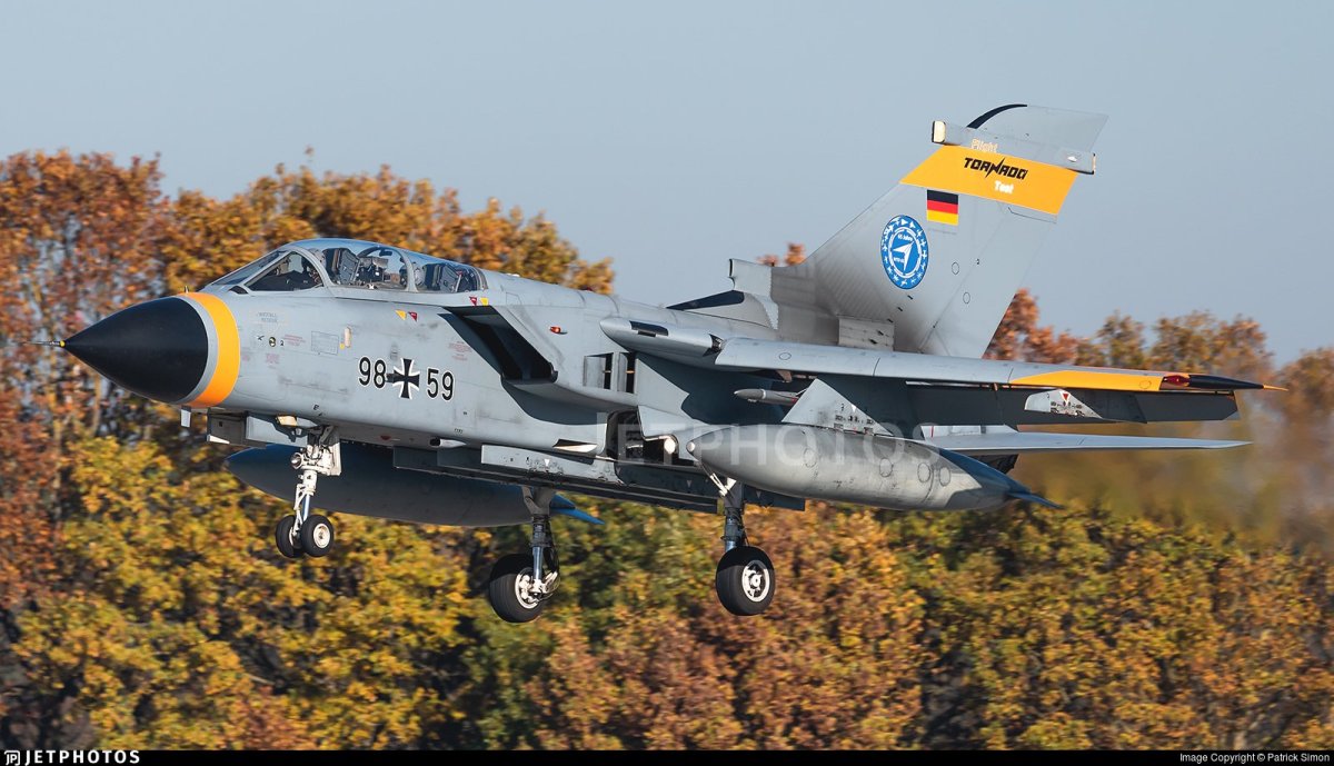 Panavia Tornado с ядерной бомбой