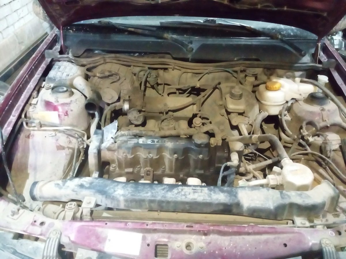 Daewoo Nexia моторный отсек