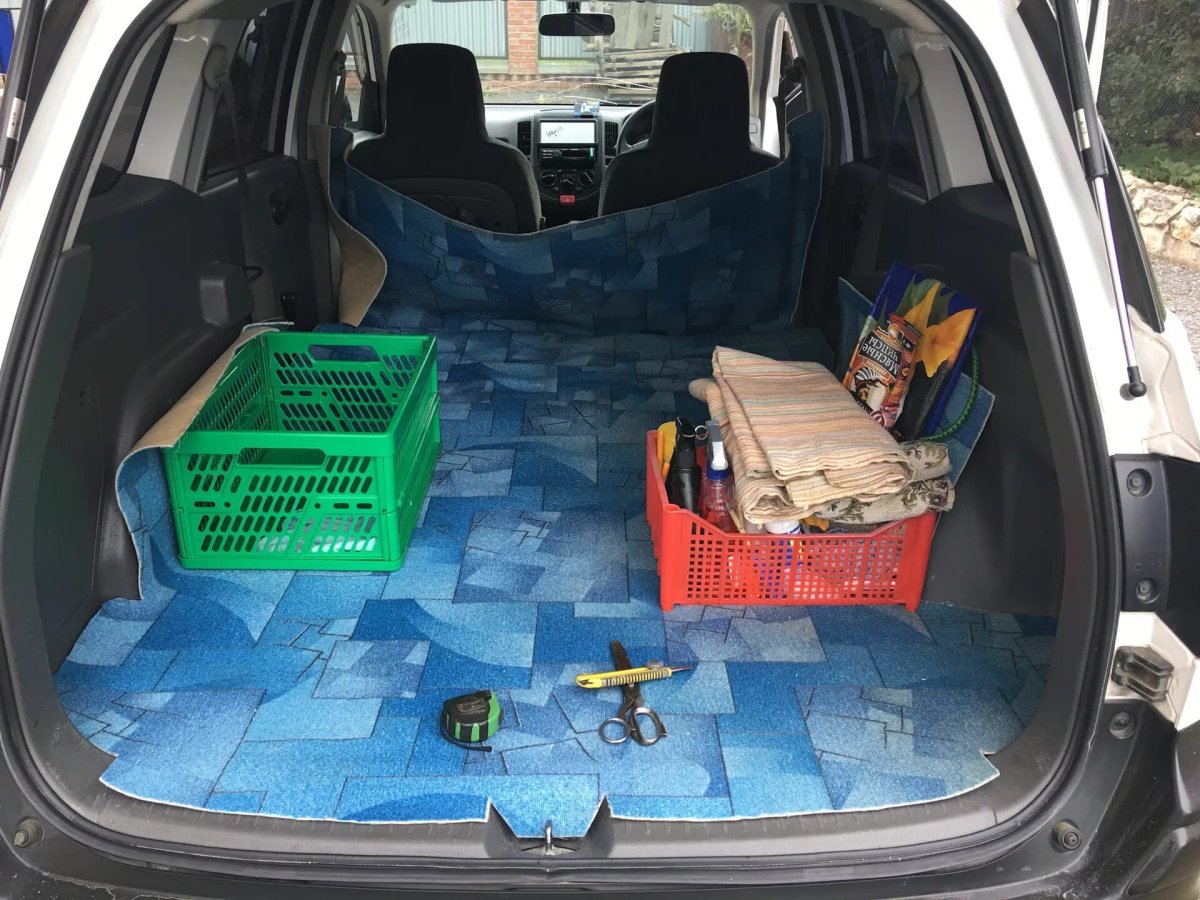 Nissan ad багажник