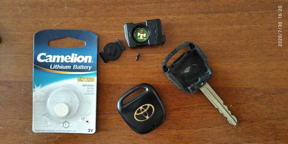 Toyota Funcargo 2001 ключ зажигания