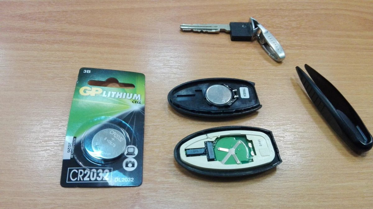 Батарейка в пульт Infinity qx50