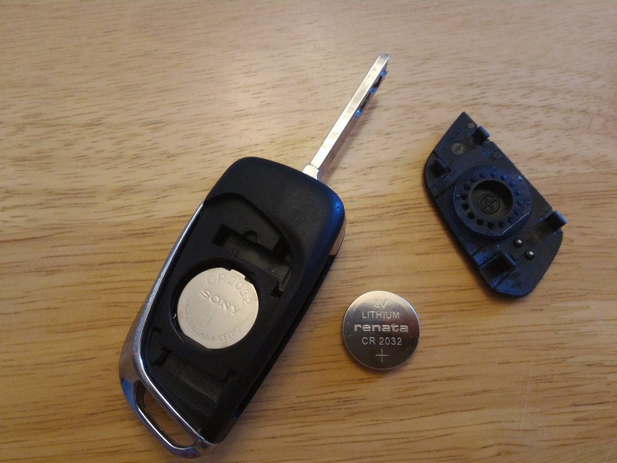 Батарейка ключ Ситроен с4 седан